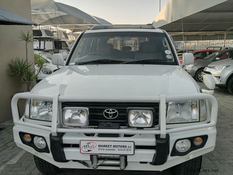 Toyota Land Cruiser V8 SUV in Namibia