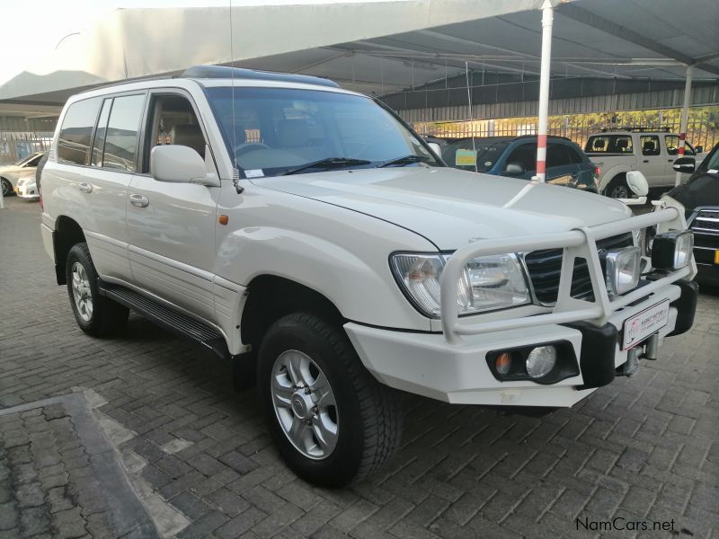 Toyota Land Cruiser V8 SUV in Namibia