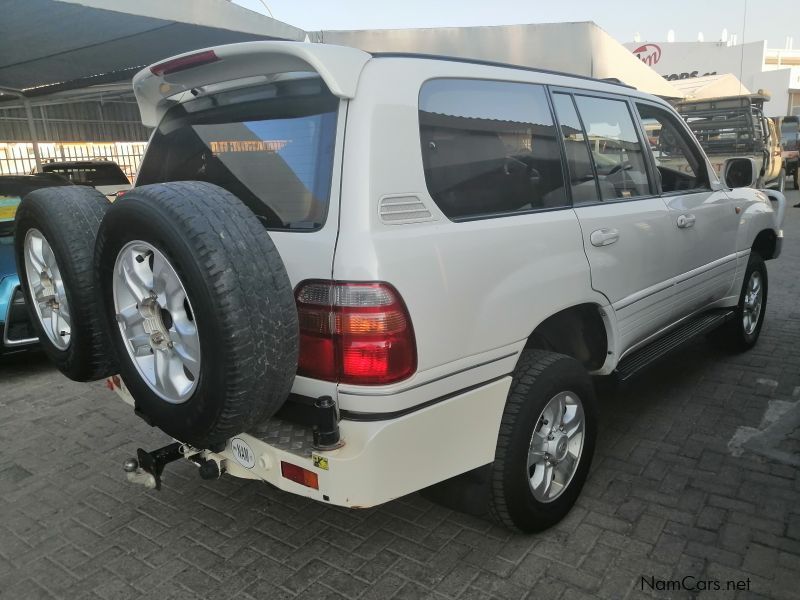 Toyota Land Cruiser V8 SUV in Namibia