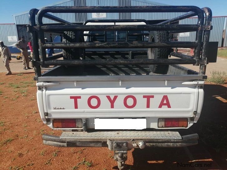 Toyota Landcruiser 4.5 EFI in Namibia