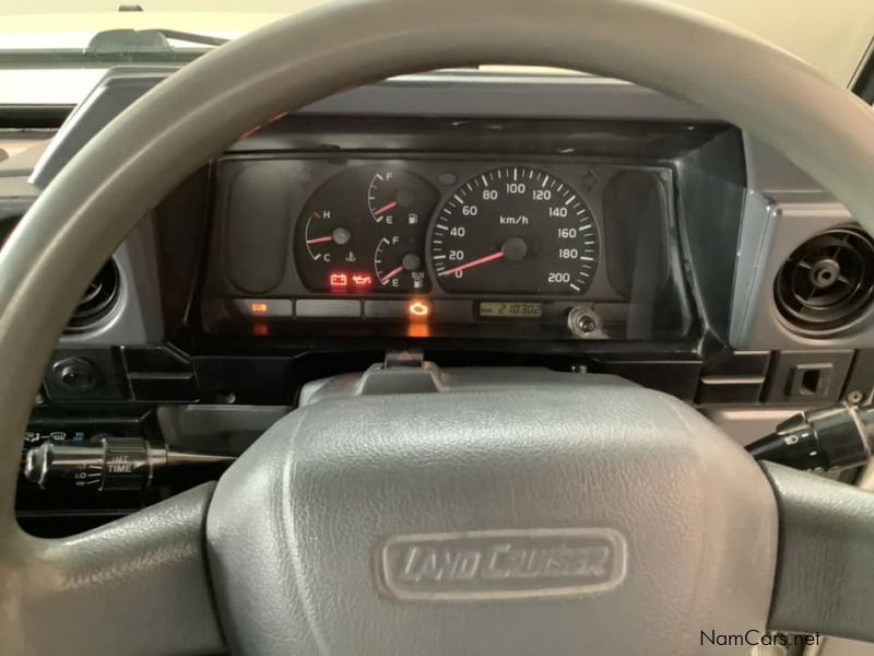 Toyota Landcruiser 4.5 EFI in Namibia