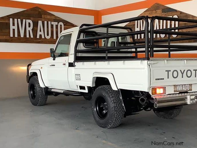 Toyota Landcruiser 4.5 EFI in Namibia