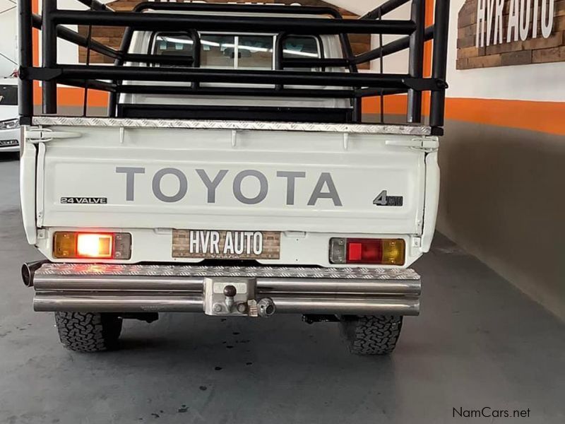 Toyota Landcruiser 4.5 EFI in Namibia