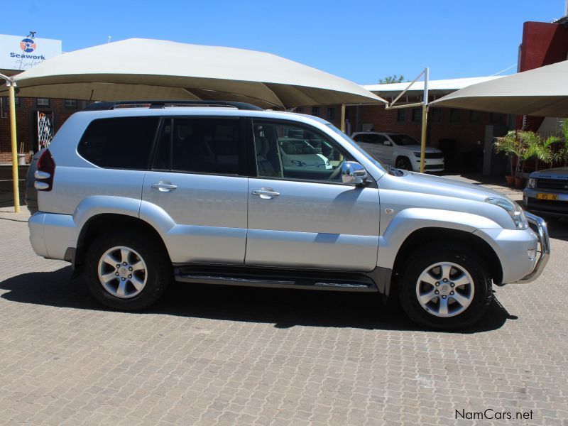 Toyota PRADO 4.0 V6 VX a/t in Namibia