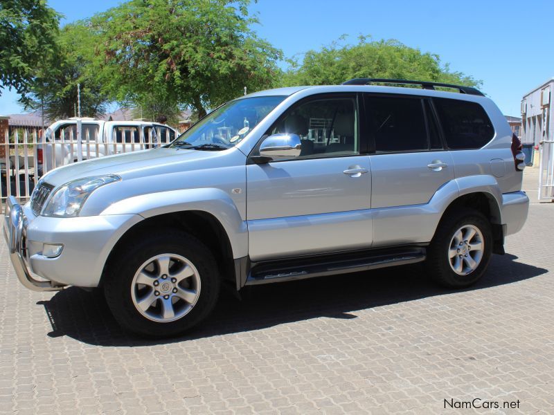 Toyota PRADO 4.0 V6 VX a/t in Namibia