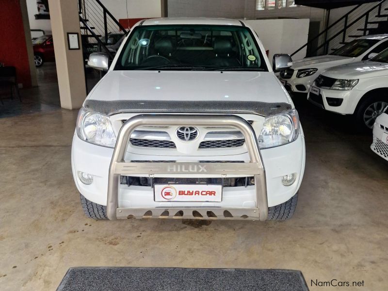 Toyota TOYOTA  HILUX 4.0 V6 AUTO in Namibia