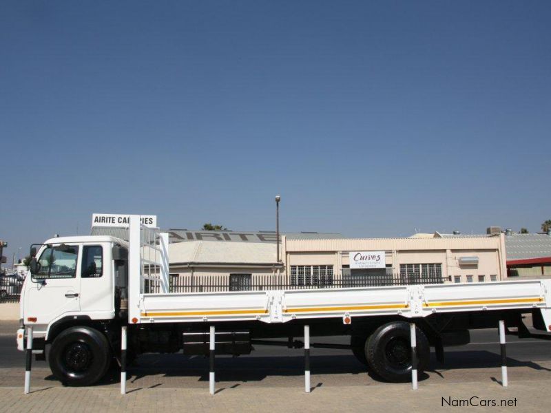 UD UD-100 with dropside in Namibia