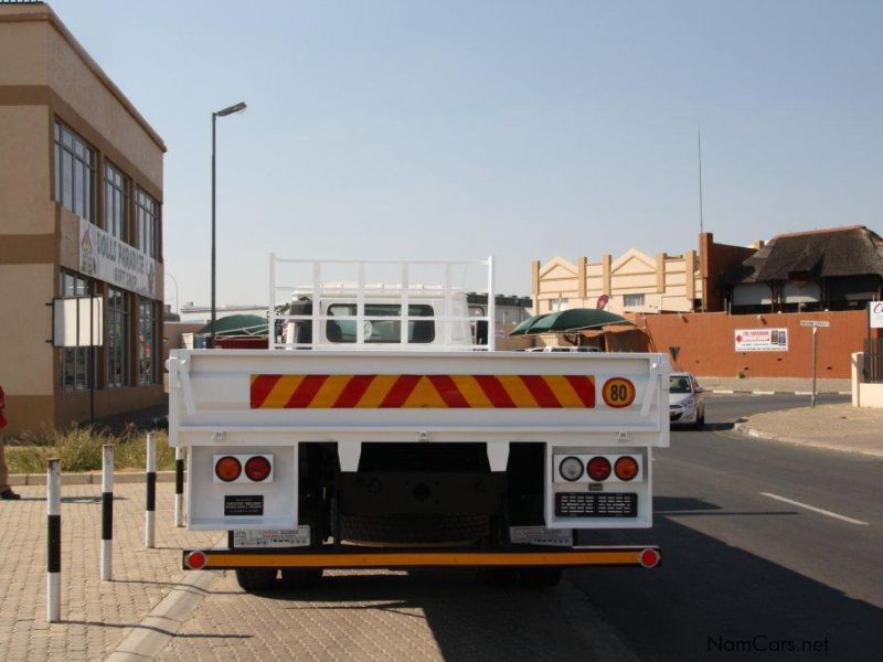 UD UD-100 with dropside in Namibia