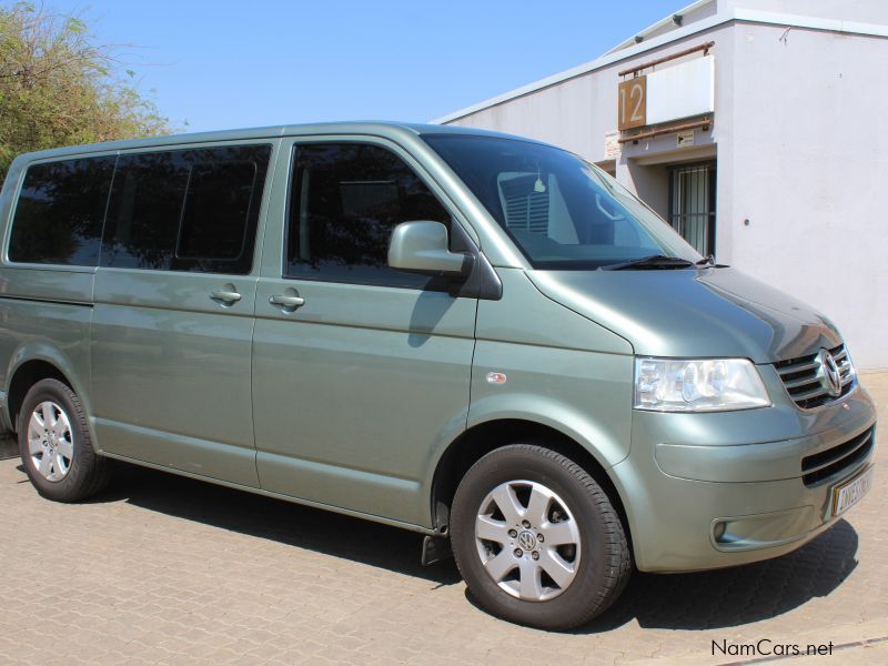 Volkswagen Kombi 2.5 TDI  T5 in Namibia