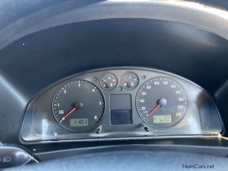 Volkswagen TRANSPORTER 4MOTION 2.5 TDI in Namibia