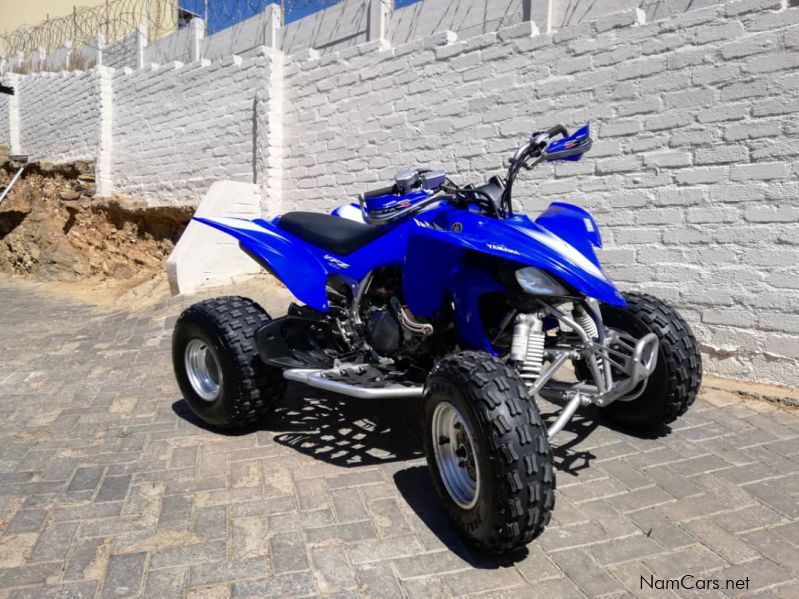 Yamaha YFZ 450 in Namibia