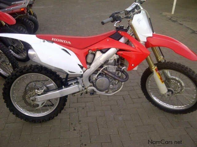 Honda CRF250 in Namibia