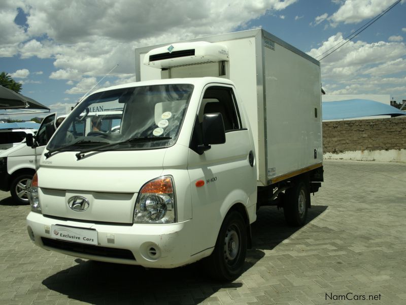 Hyundai H100 2.6 manual & Cool Box in Namibia