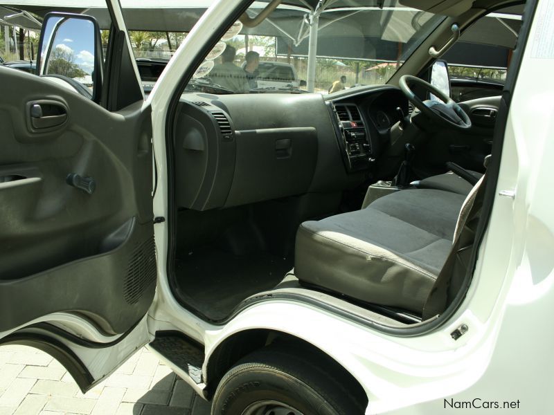 Hyundai H100 2.6 manual & Cool Box in Namibia