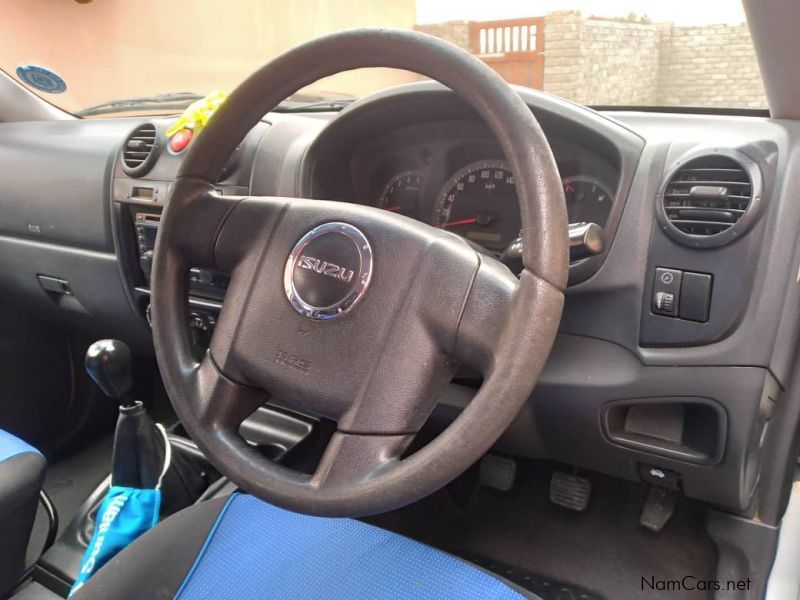 Isuzu KB250 LE in Namibia