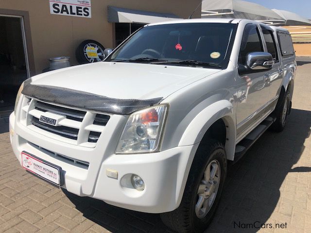 Isuzu KB360i V6 D/Cab A/T 4x4 in Namibia