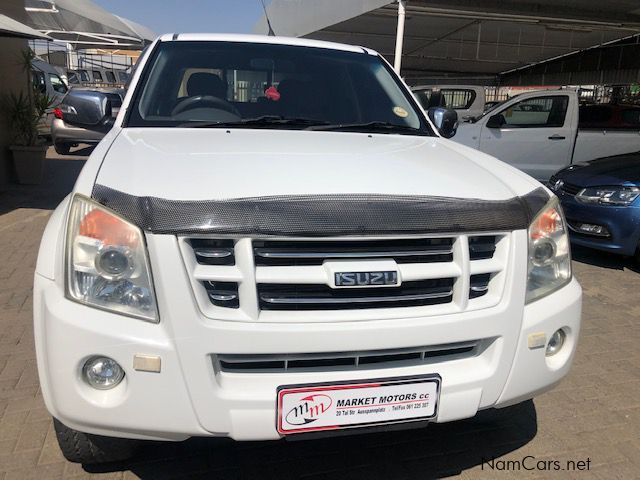 Isuzu KB360i V6 D/Cab A/T 4x4 in Namibia