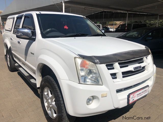 Isuzu KB360i V6 D/Cab A/T 4x4 in Namibia