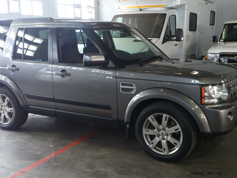 Land Rover DISCOVERY 4 in Namibia