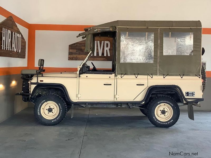 Land Rover Defender  250 TD5 in Namibia