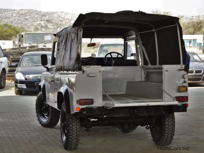 Land Rover Defender 110 TDI in Namibia