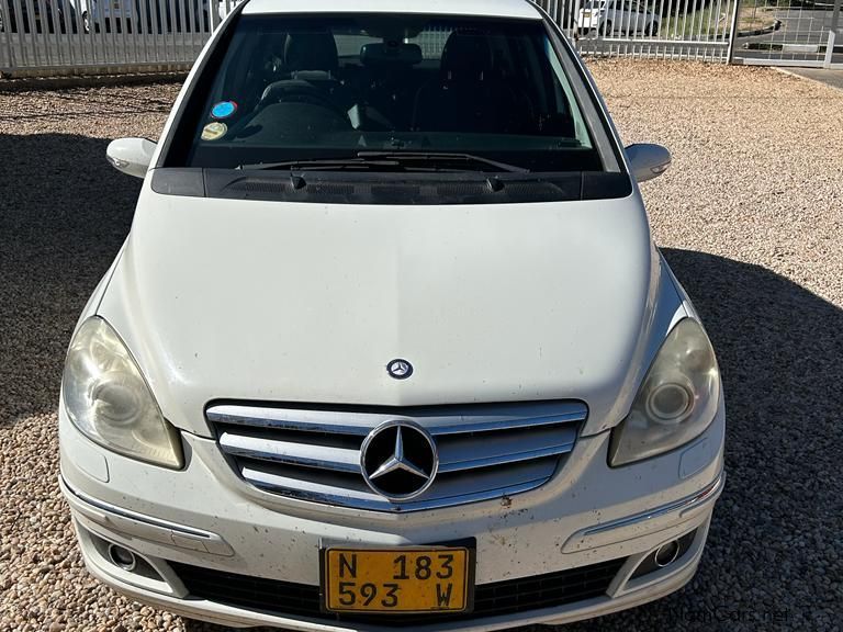 Mercedes-Benz B200 in Namibia