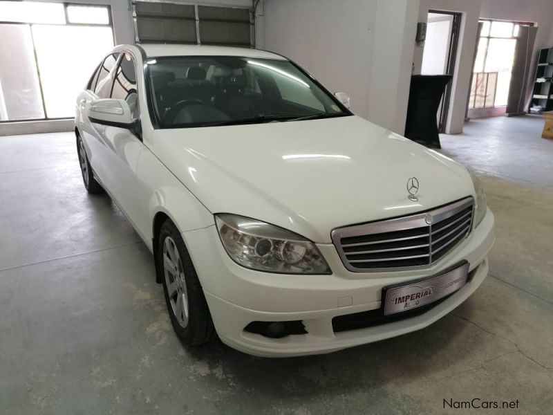 Mercedes-Benz C-class C180k Classic in Namibia