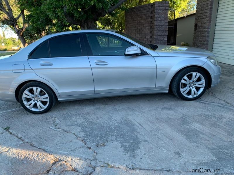 Mercedes-Benz C250 2.5 V6 in Namibia