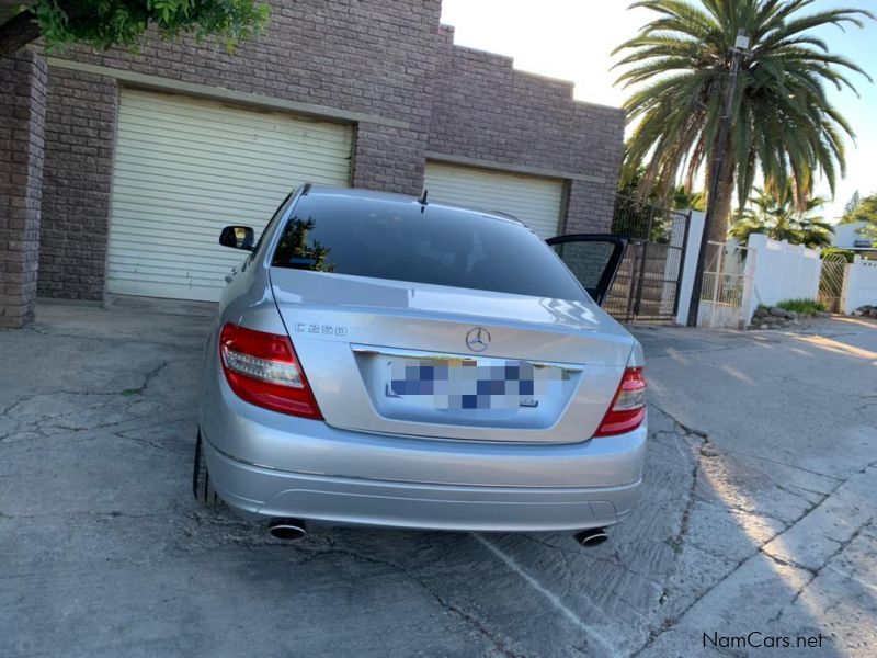 Mercedes-Benz C250 2.5 V6 in Namibia