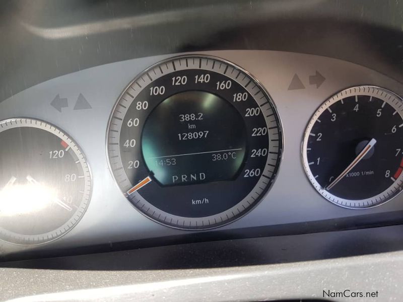 Mercedes-Benz C280 V6 in Namibia