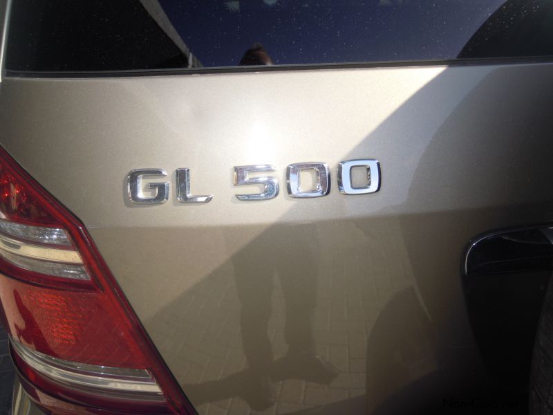 Mercedes-Benz GL 500 in Namibia