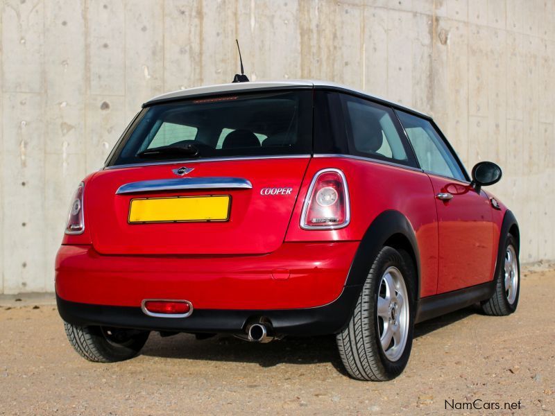 Mini Cooper in Namibia