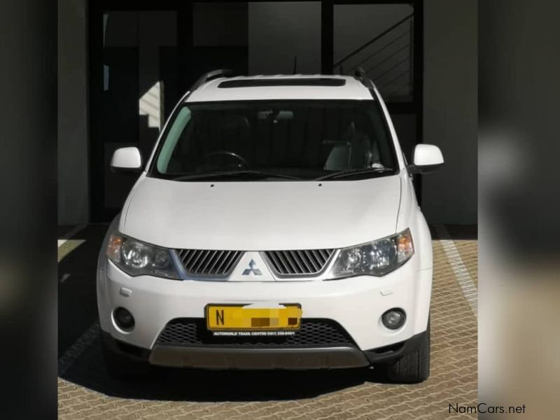 Mitsubishi Outlander in Namibia