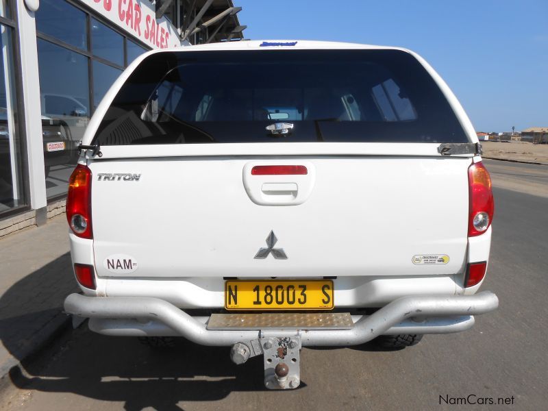 Mitsubishi Triton 3.2 DID D/C 4X4 in Namibia