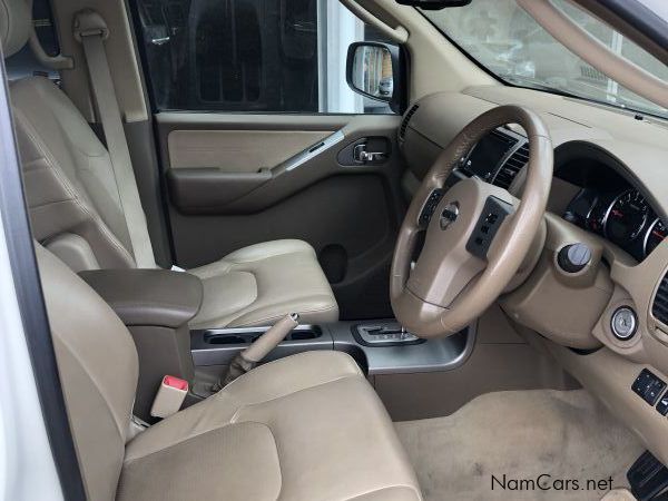 Nissan Pathfinder 4.0 V6 in Namibia