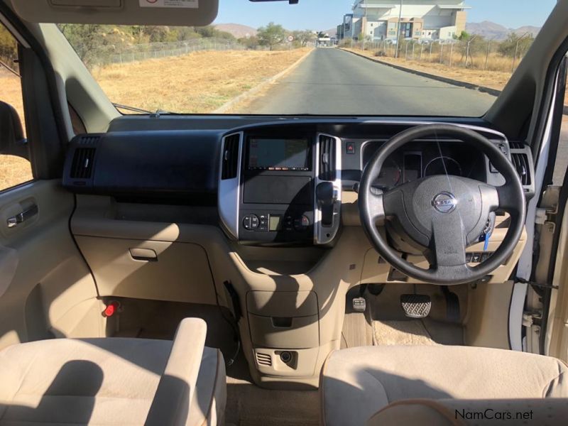 Nissan Serena in Namibia