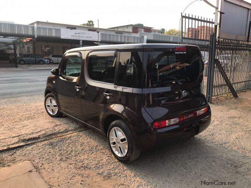 Nissan cube in Namibia