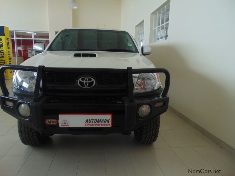Toyota HILLUX 3.0D-4D 4X4 D/C in Namibia
