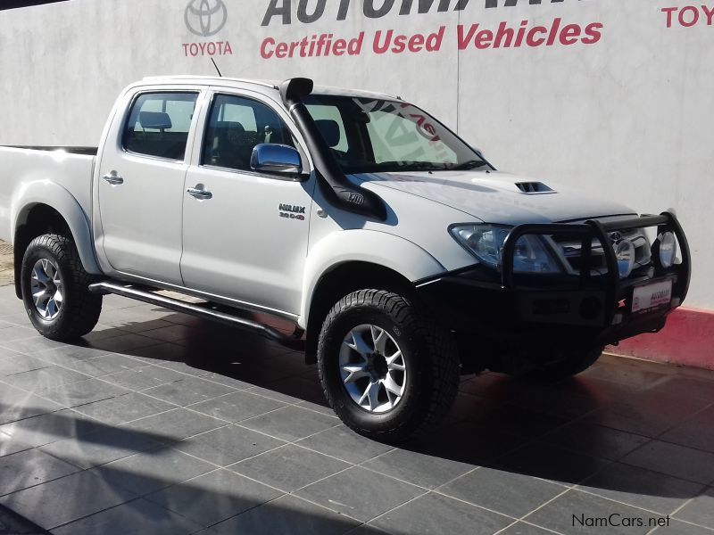 Toyota Hilux 3.0 4x4 D4D Double Cab A/T in Namibia