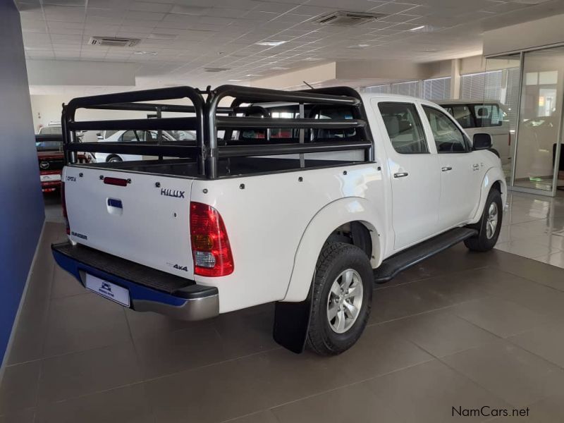 Toyota Hilux 3.0 D4-D 4x4 Automatic DC in Namibia