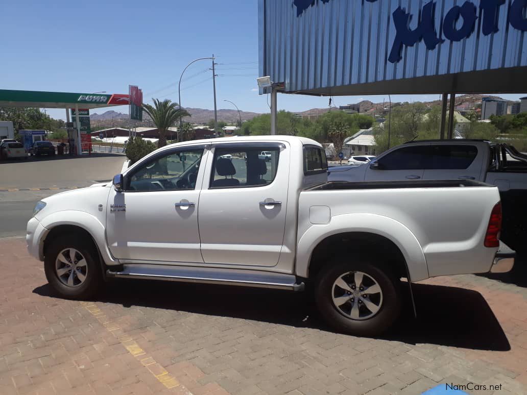 Toyota Hilux 3.0 D4D D/C 4x4 in Namibia