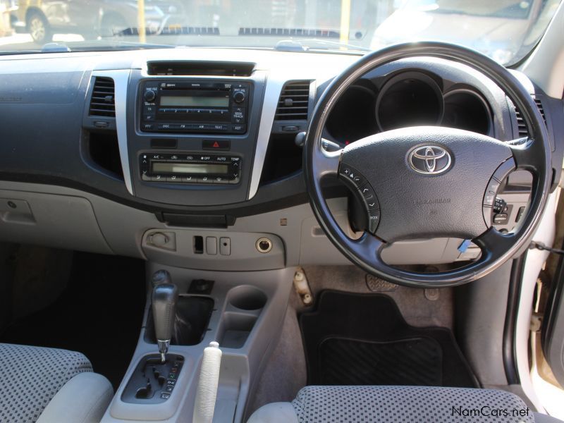 Toyota Hilux 4.0 V6 D Cab 4x4 auto in Namibia