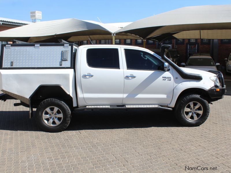 Toyota Hilux 4.0 V6 D Cab 4x4 auto in Namibia