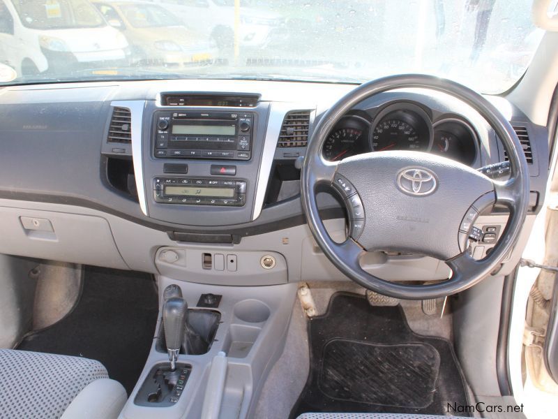 Toyota Hilux 4.0 V6 D Cab 4x4 auto in Namibia