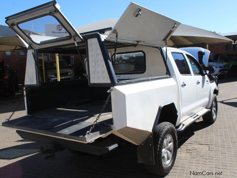 Toyota Hilux 4.0 V6 D Cab 4x4 auto in Namibia