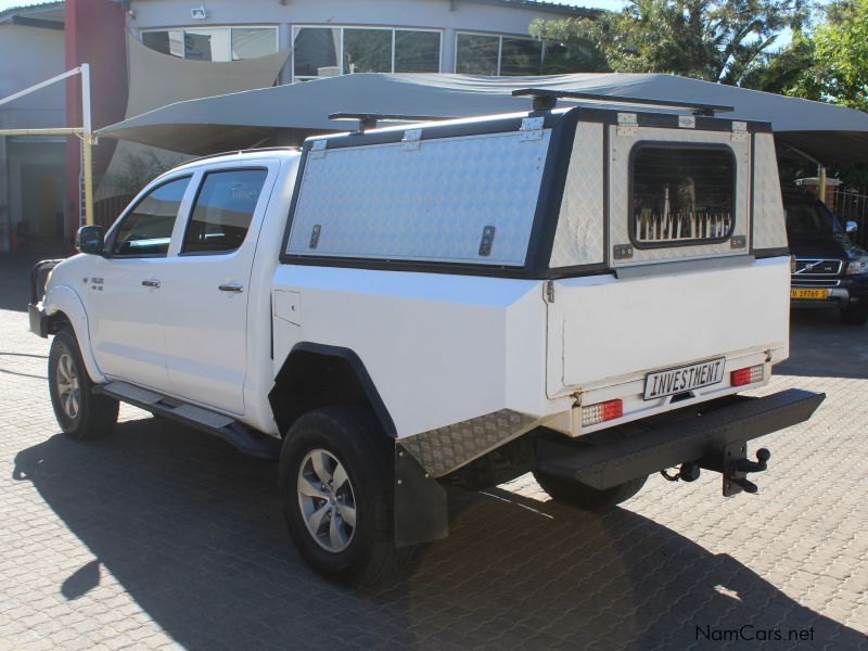 Toyota Hilux 4.0 V6 D Cab 4x4 auto in Namibia