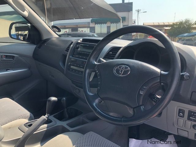 Toyota Hilux 4.0 V6 D/Cab A/t 4x4 in Namibia