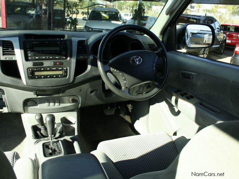 Toyota Hilux D Cab 4.0 V6 a/t 4x4 in Namibia