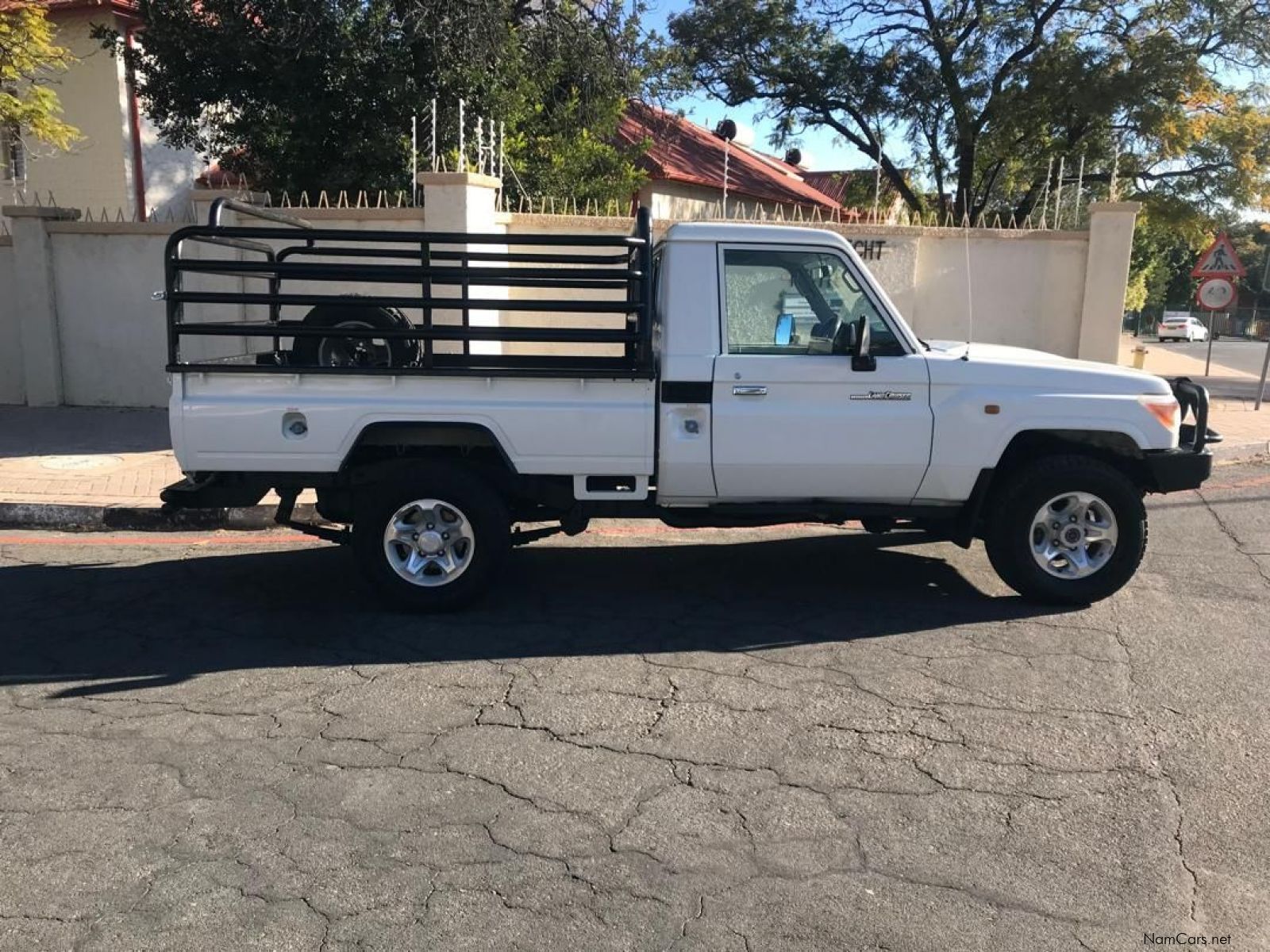 Toyota Land Cruiser 4.2 Diesel Scab 4x4 in Namibia