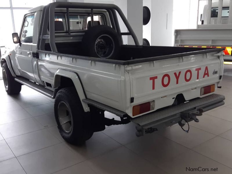 Toyota Land Cruiser 4.5 EFI in Namibia